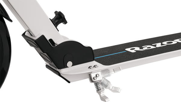 W13013710028_A6_WH_Kickstand_g