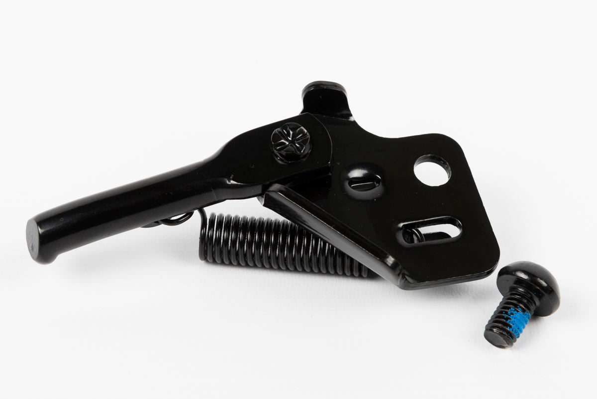 Power core e90 kick stand